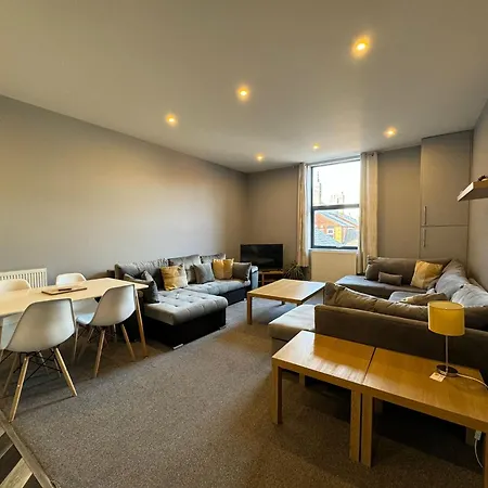 1 Bed Close To Leeds Arena Sleeps Up To 4 People F1 Apartment *